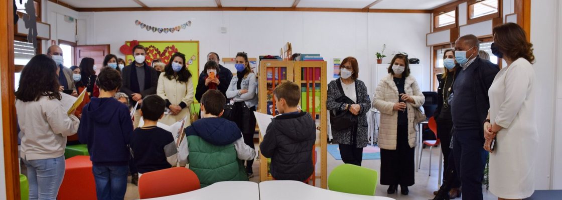 (Português) Rede de Bibliotecas Escolares inaugurou nova Biblioteca Escolar do Frei Aleixo
