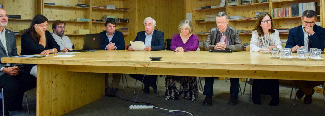 (Português) Na Universidade de Évora, de 29 a 30 de setembro CONGRESSO INTERNACIONAL DEBATE O B...