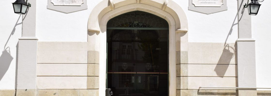 Câmara de Évora reúne no dia 21 de setembro