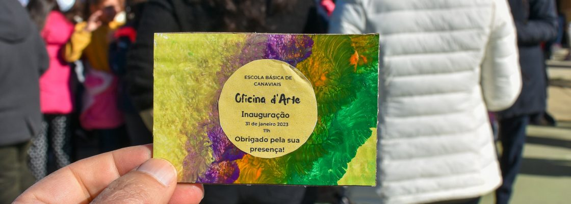 (Português) ESCOLA BÁSICA DOS CANAVIAIS GANHA UMA OFICINA DE ARTES