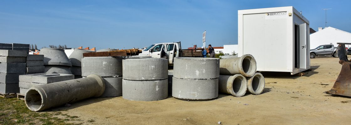 INICIADAS OBRAS DE ARRUAMENTOS E INFRAESTRUTURAS NA RUA DE SANTO ANDRÉ