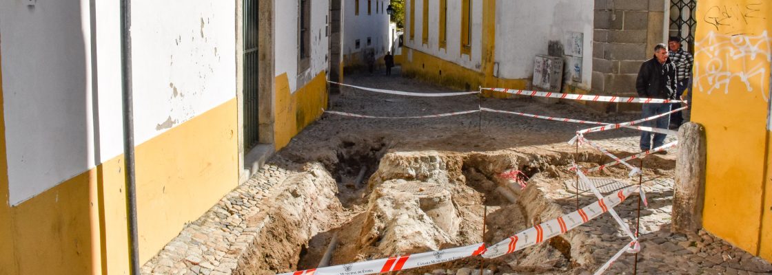 (Português) CÂMARA MUNICIPAL DE ÉVORA RENOVA CANALIZAÇÕES E REFORÇA CAUDAL DA REDE DE ÁGUA...