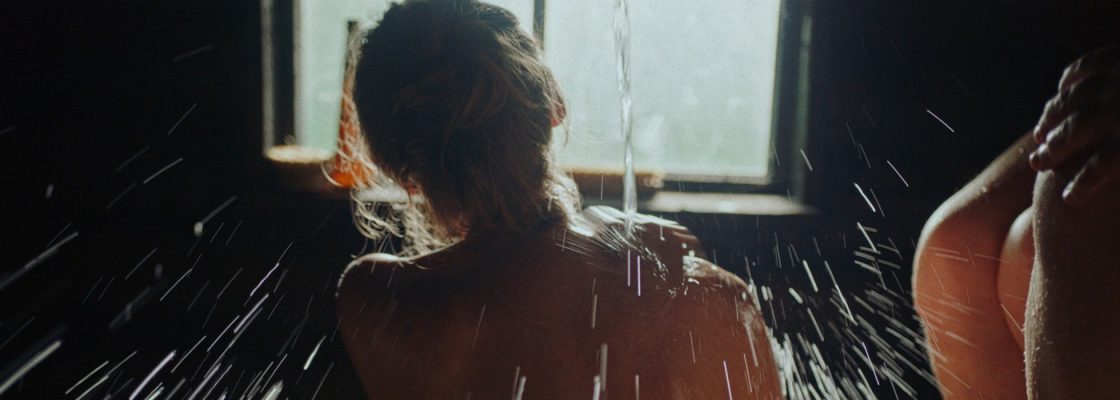 Archived: A IRMANDADE DA SAUNA, um filme de Anna Hints