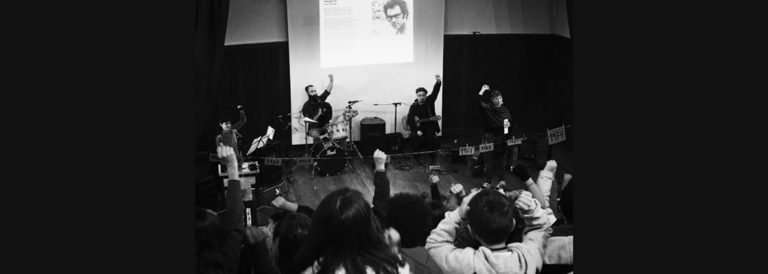 Archived: Gestos que Lembram Abril