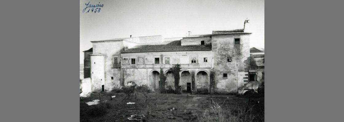 Arquivado: Deus, Labor et Constantia | Visita guiada