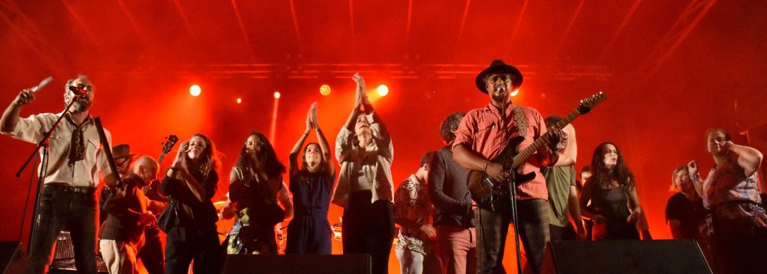 VERÃO EM ÉVORA terminou em clima de festa com concerto eletrizante dos FOGO FOGO