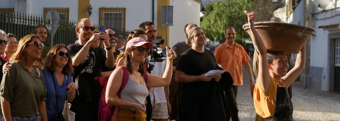 Arquivado: DOC BAIRRO CELEIROS | «ATRAVESSAR – a invenção de um percurso dançado pelo B...