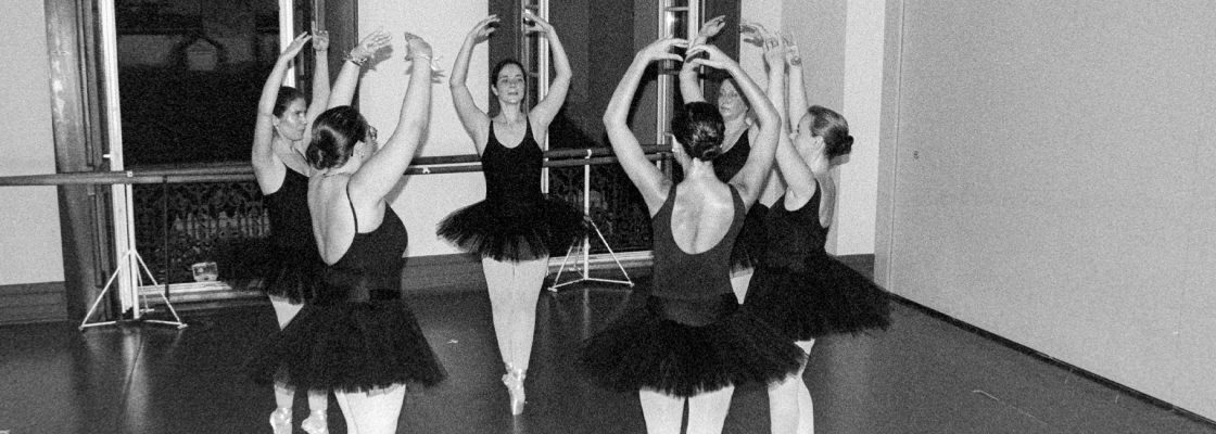 Archived: Aulas de Dança Clássica | Escola de Dança Clássica Margarida Lobo