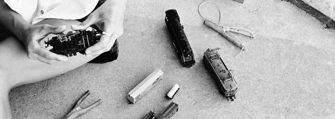 Archived: ENCLAVE > Maria Lis | Apresentação e Lançamento do livro ENCLAVE de Maria Lis