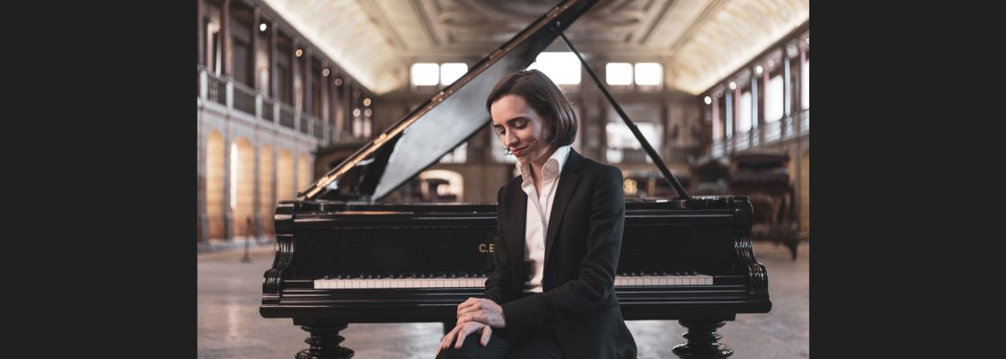 Archived: Sons no Salão: Um Piano Português por Marta Menezes