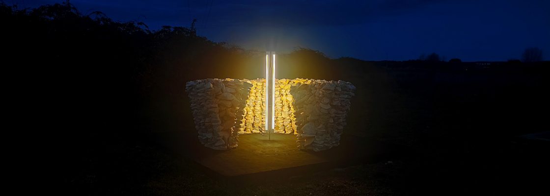 Archived: A luz do vazio – Instalação de Gabriel Seixas