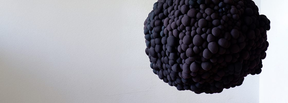 Archived: The Itch You Can’t Scratch | Exposição individual de Pinelopi Triantafyllou