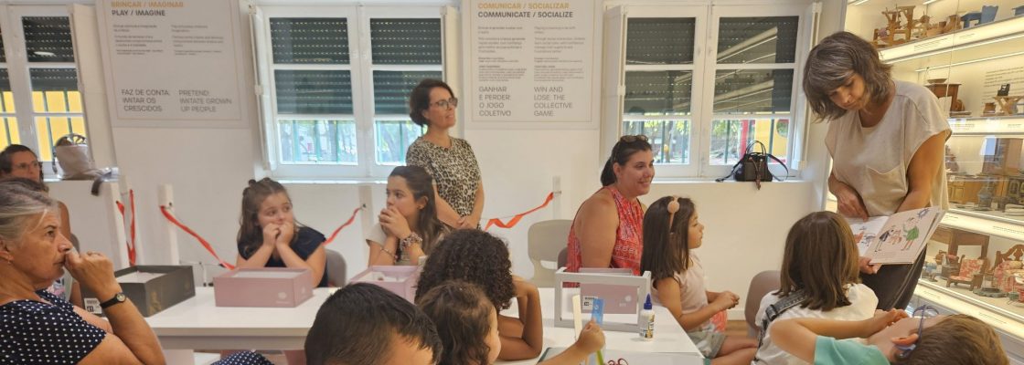 Arquivado: Fábrica de Personagens, do Livro para as mãos, com Helena Imaginário | Oficina de C...