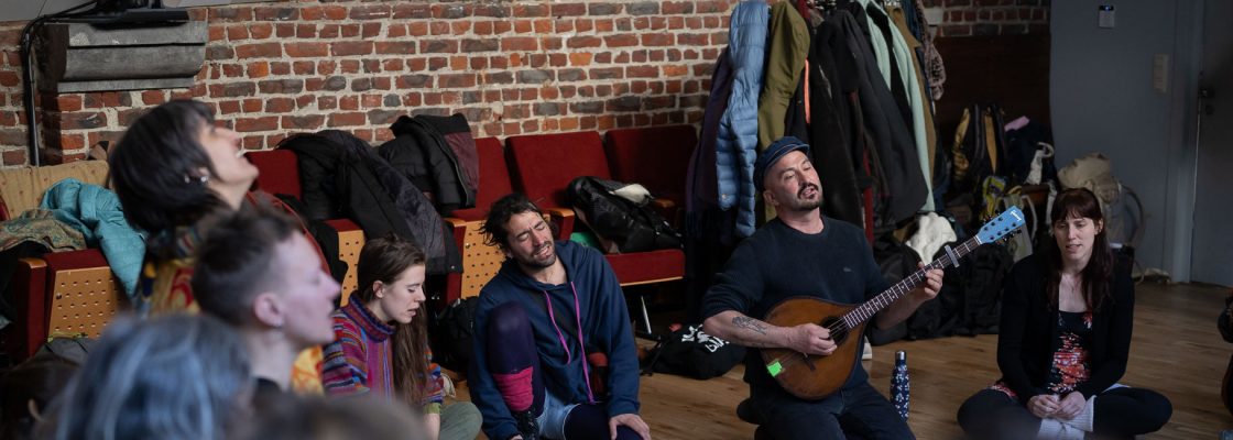 Arquivado: OFICINA Canto da Ocitânia com Joachim Montbord (FR)