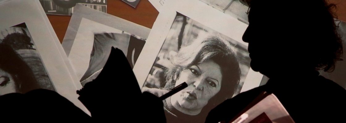 Archived: (Português) A MULHER QUE MORREU DE PÉ, um filme de Rosa Coutinho Cabral