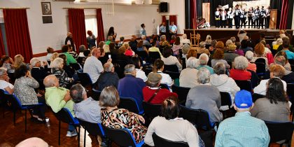 (Português) Centro de Convívio da CME participou em peça de teatro sobre segurança dos idosos