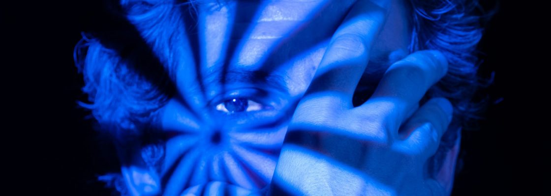 Arquivado: Performance DELONGA NOITE | Um ato de espera