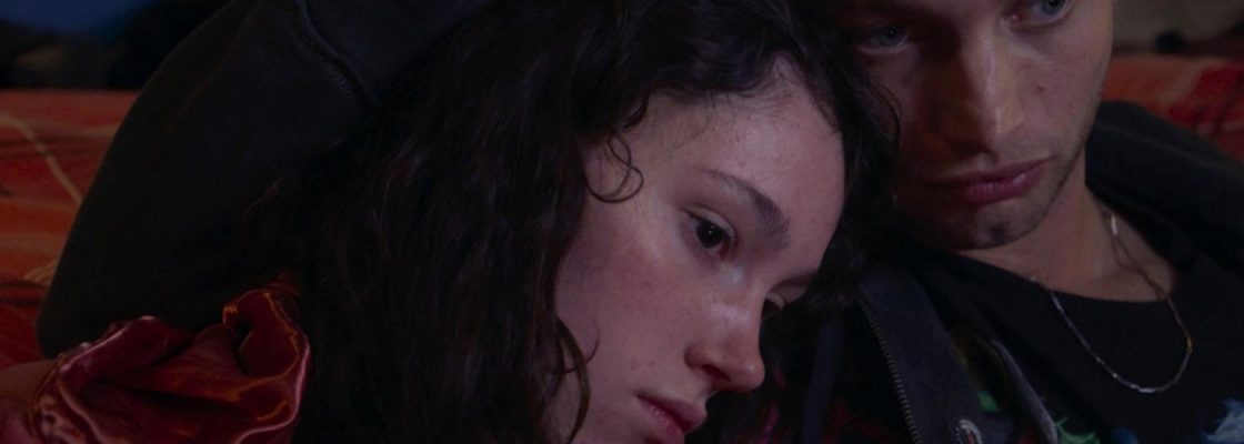 Arquivado: DEVORAR A NOITE, um filme de Caroline Poggi & Jonathan Vinel